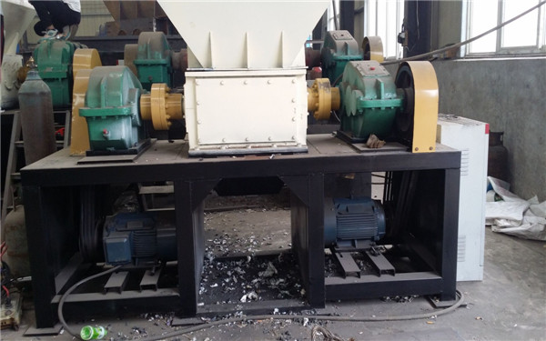 铁皮撕碎机什么牌子好|铁皮撕碎机生产厂家